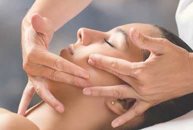 Facial Rejuvenation Massage
